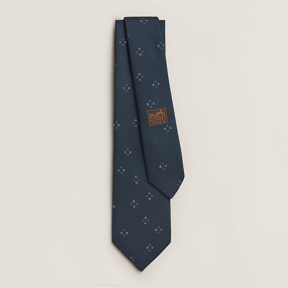 シルクタイ 7 cm 《ペタル》 - グレー | Hermès - エルメス-公式サイト